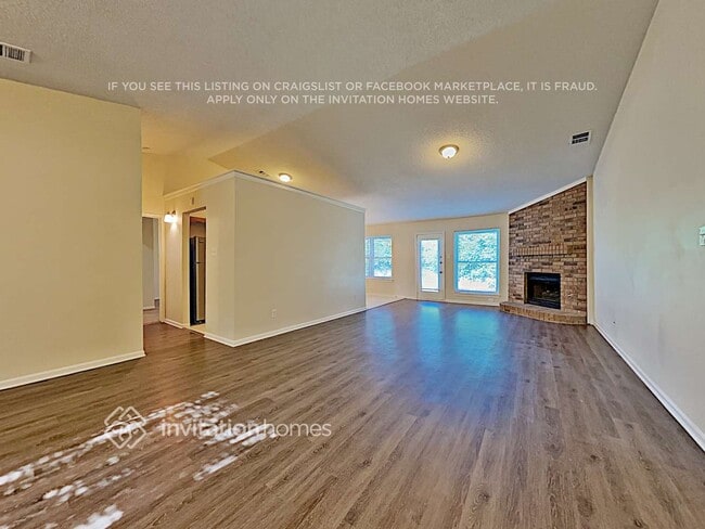 Building Photo - 5345 Colonial Dr