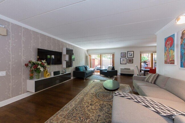 Foto del edificio - 1153 S Plymouth Ct