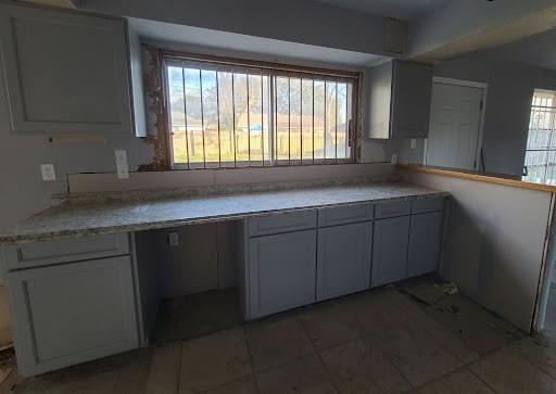 Building Photo - 6515 Grey Oaks Dr