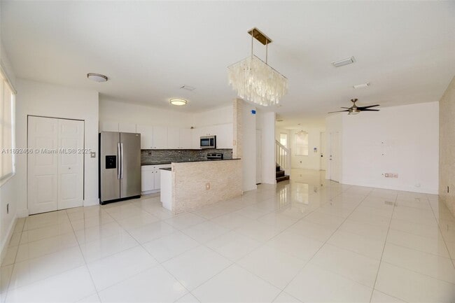 Foto del edificio - 8039 NW 108th Pl