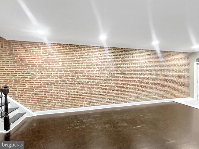 Foto del edificio - 1026 W Fayette St