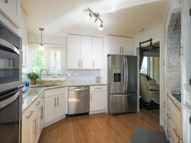 Foto del edificio - 26340 N Walnut Ave