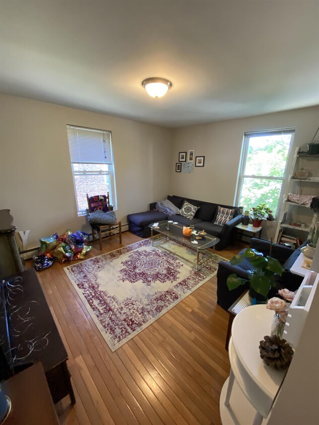 Primary Photo - 348 Allston St