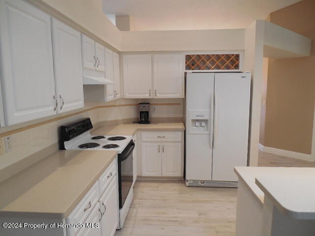 Building Photo - 9448 Tooke Shore Dr