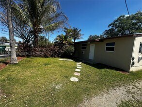 Building Photo - 26445 SW 139th Ave