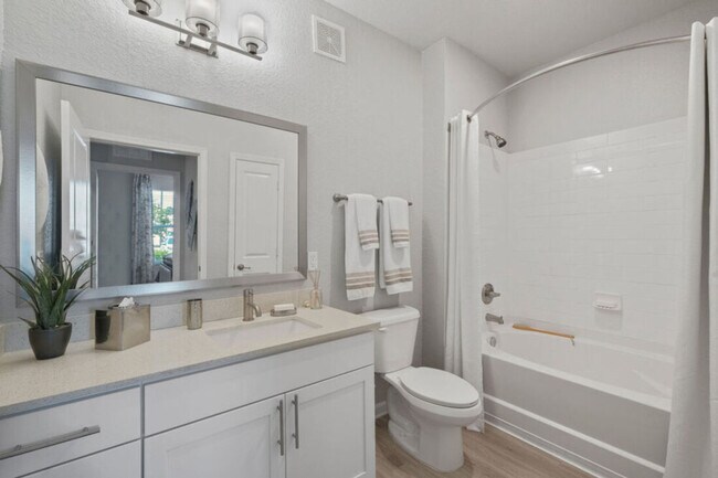 Foto del edificio - 1551 Flournoy Cir W