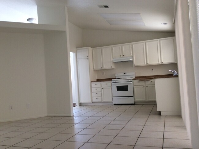 Foto del edificio - 3242 Shale Rd