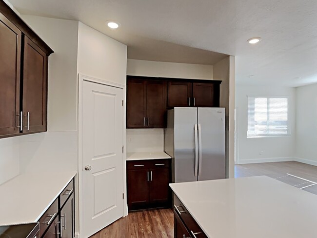 Foto del edificio - 3371 S 2580 W