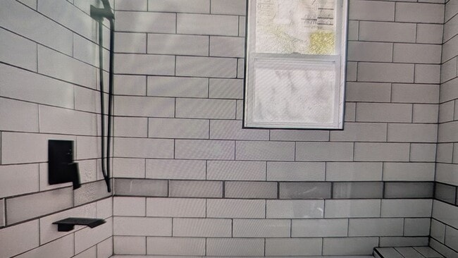 Foto del edificio - 3190 Torres Ave