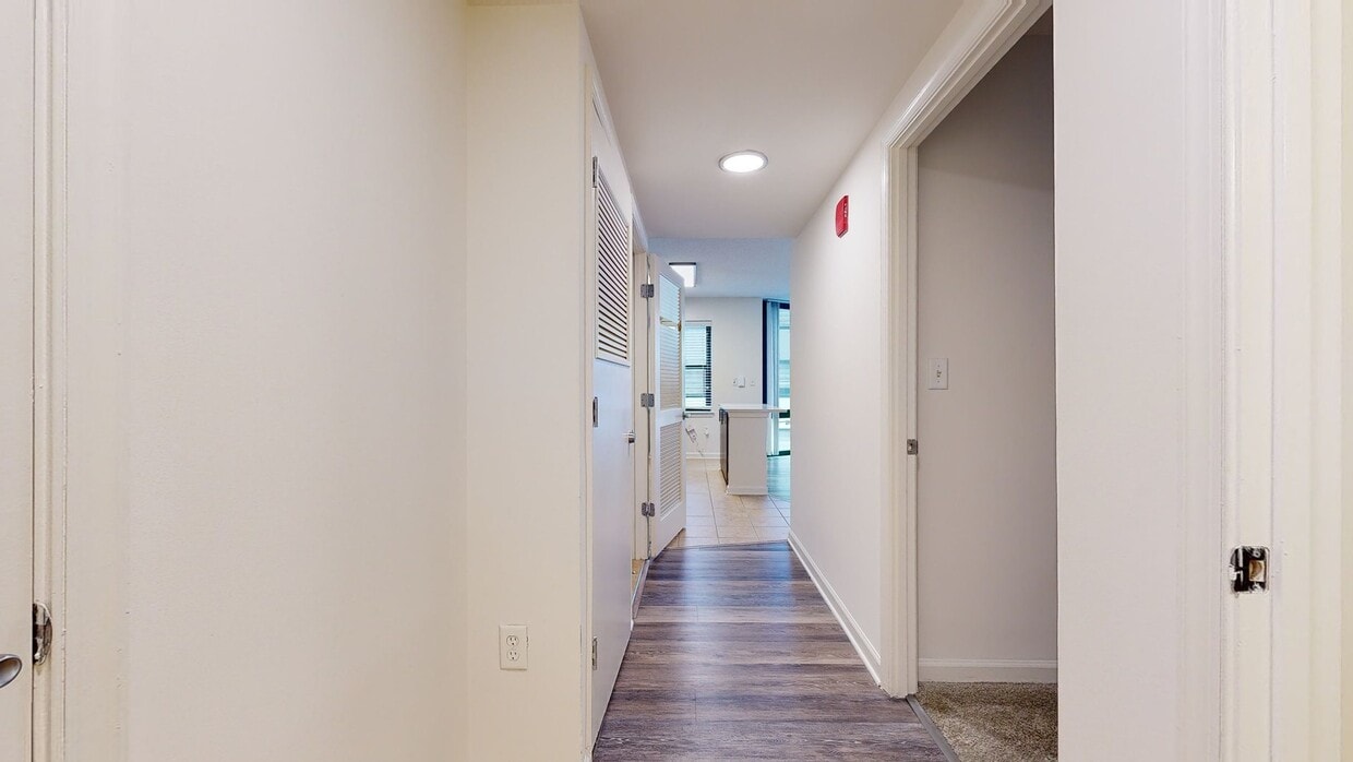 Photo - 1301 Thomas Circle Apartments