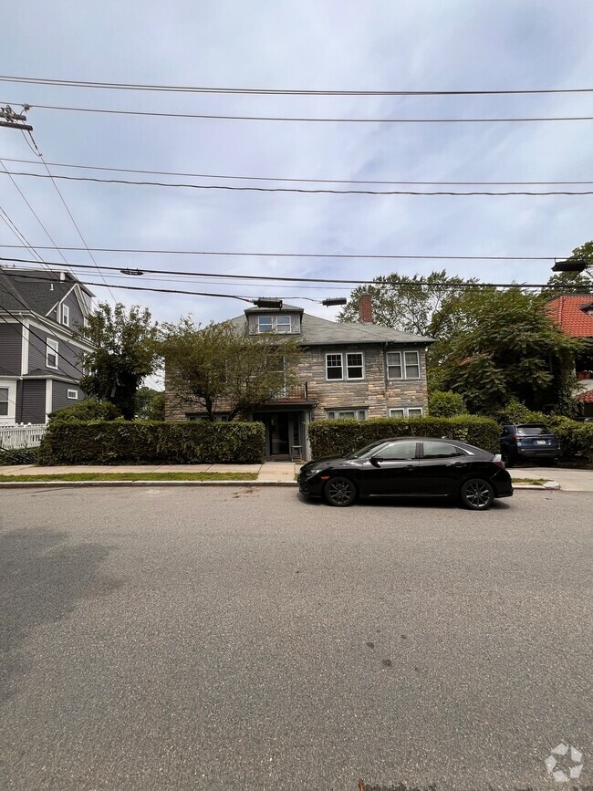 Building Photo - 79 Winthrop Rd