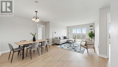 Building Photo - 5 Concorde Pl