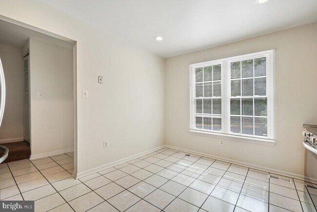 Foto del edificio - 3908 Ferrara Dr