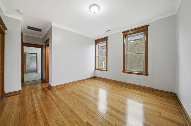 Foto del edificio - 3120 W 26th St