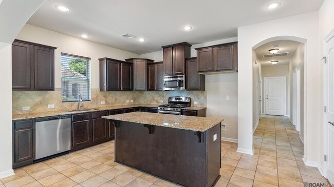 Building Photo - 1452 Granby Dr