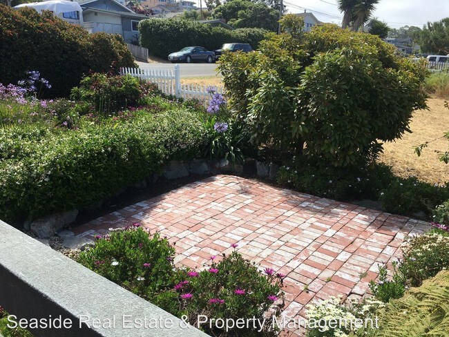 Foto del edificio - 2 br, 1.5 bath House - 2635 Ironwood Ave.