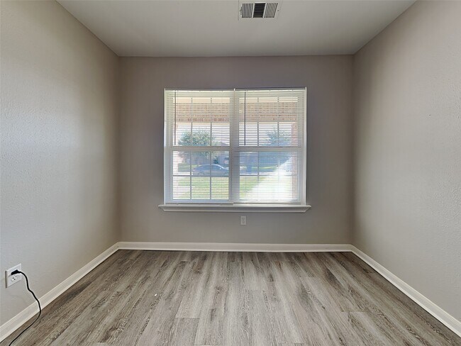 Building Photo - 18019 Kinsale Valley Ln