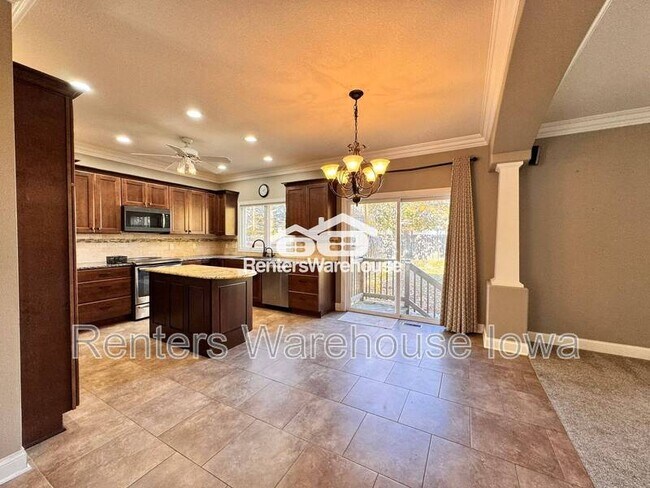 Foto del edificio - 15187 Wildwood Dr