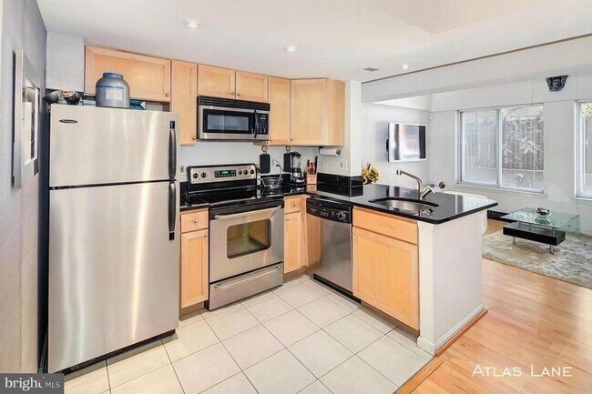 Foto del edificio - 1225 13th St NW