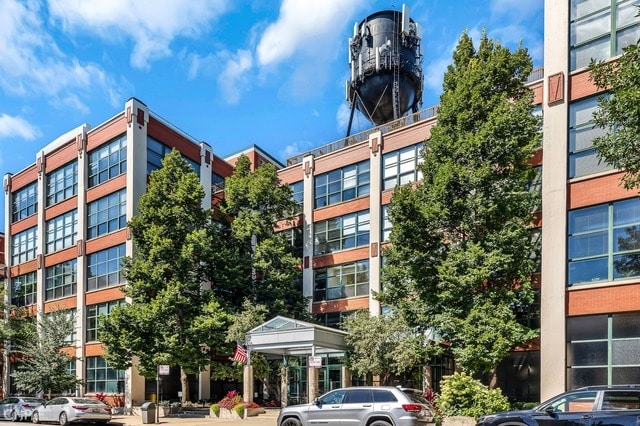 Pencil Factory Lofts - 1800 W Roscoe St