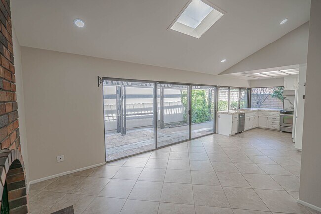 Foto del edificio - Single Story 3 Bedroom Home for Rent in Va...