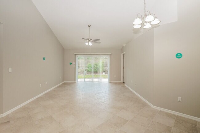Foto del edificio - 3362 Kelsey Ln