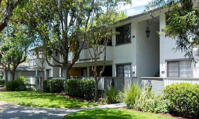 Building Photo - 20200 Lucille Ave