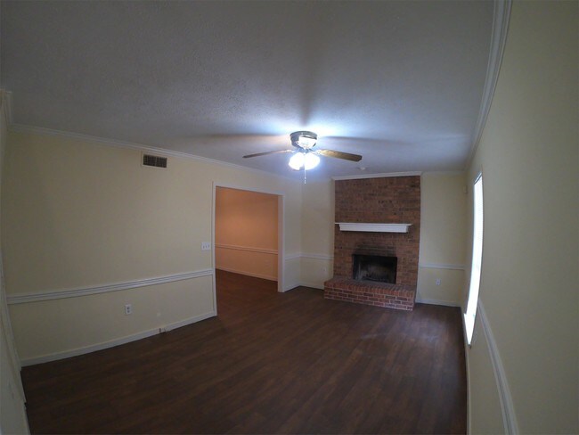 Building Photo - 47 B Northtown Cir