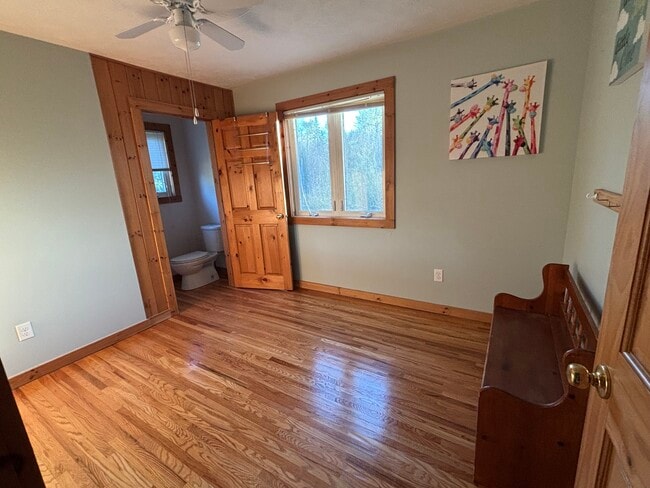 Building Photo - 5 Felsbourg Ln