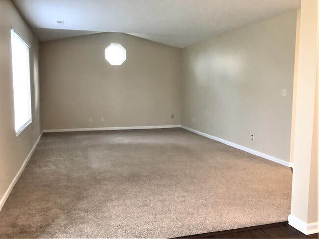 Building Photo - 3180 Summitrun Drive