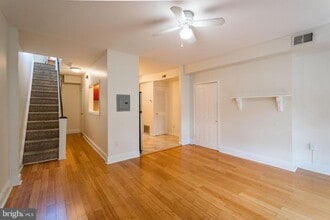 Building Photo - 2055 Catharine St