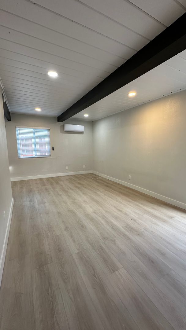 Foto del edificio - 2813-15 46th St