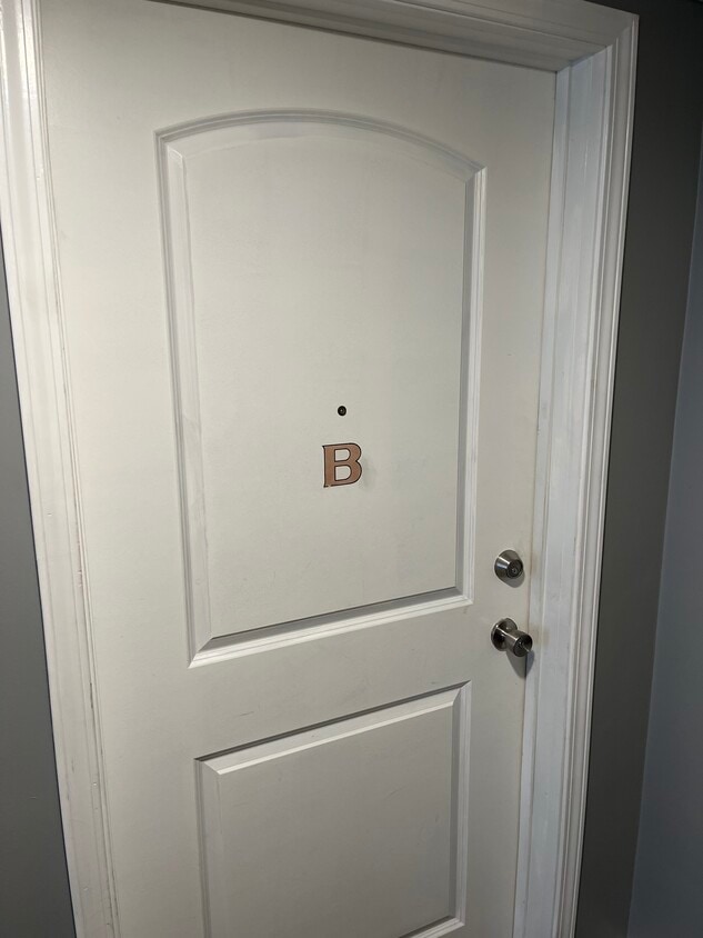 Door from halfway - 146 46th St SW