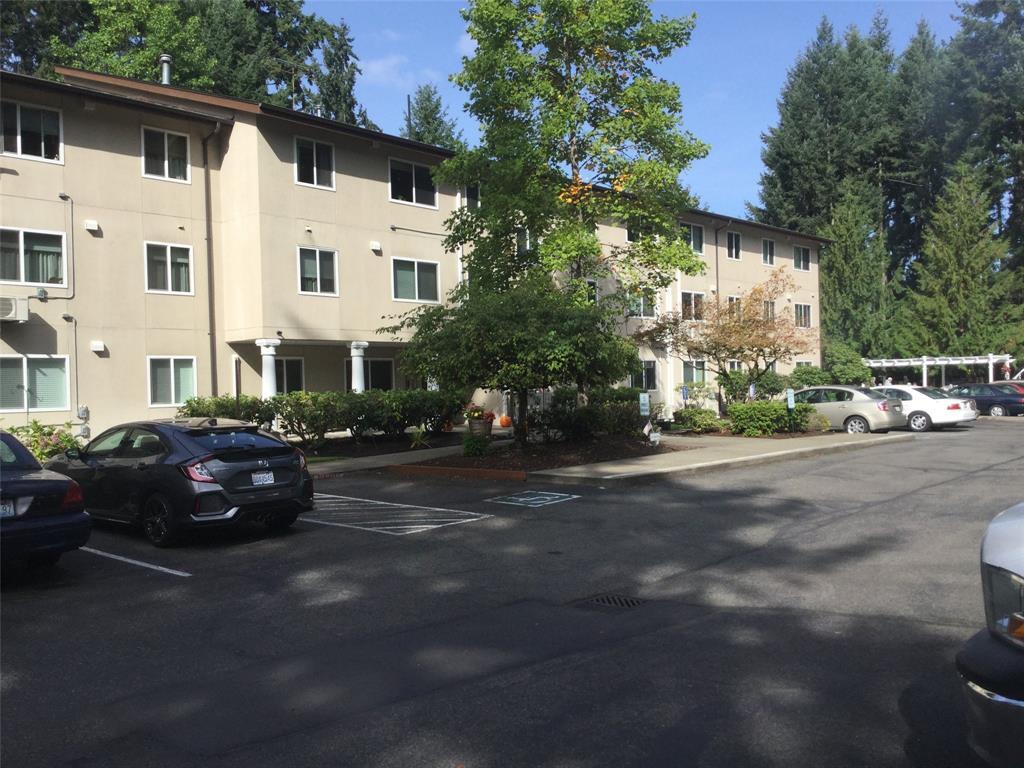 Foto principal - 317 152nd St E