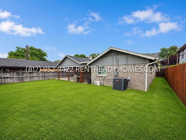 Foto del edificio - 12372 High Meadow Dr
