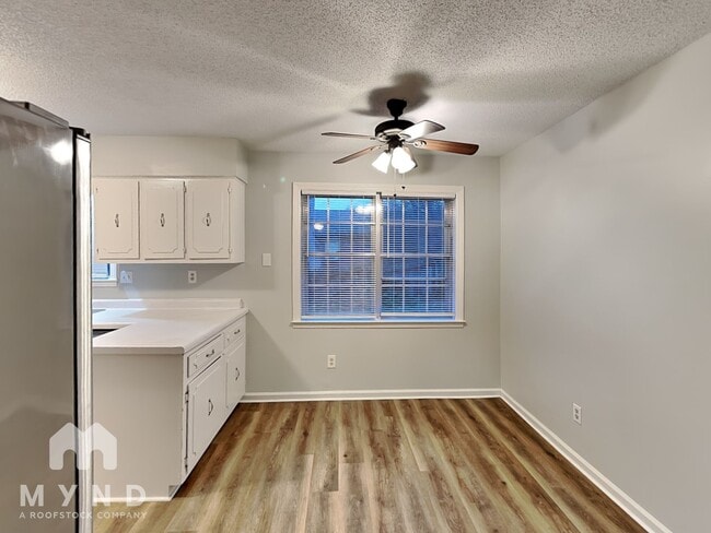 Foto del edificio - 3655 Old Brownsville Rd