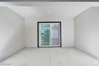 Building Photo - 3103 Vera Ave S