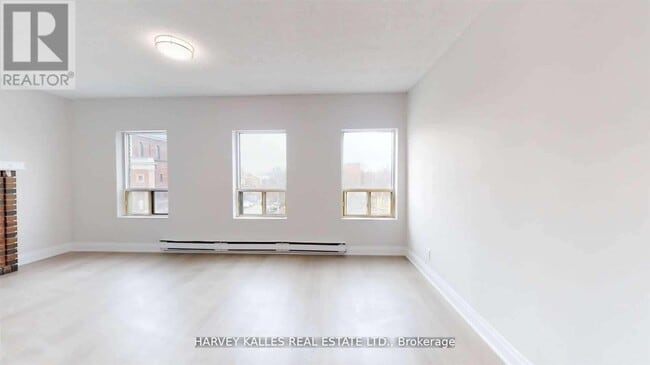 Building Photo - 98 Northcliffe Blvd