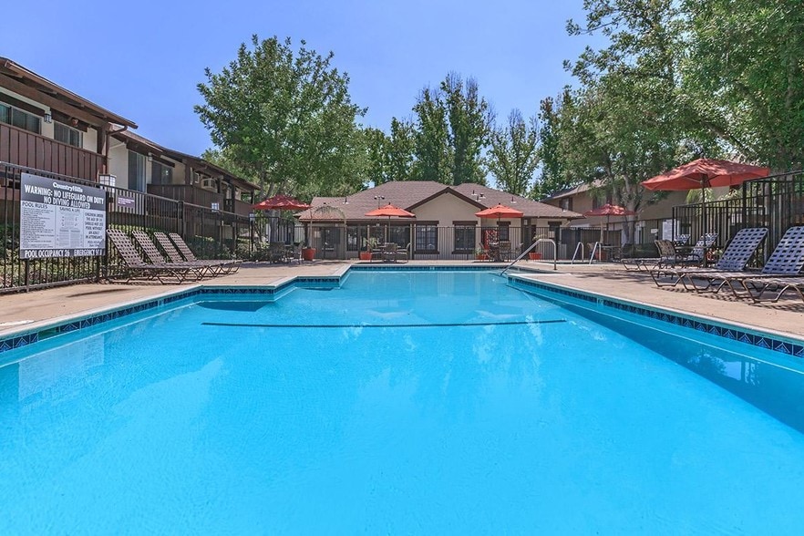 Country Hills Apartment Homes Rentals Brea, CA