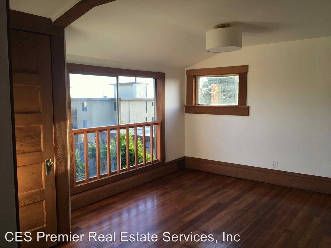 Foto principal - 2 br, 1 bath Apartment - 1940 Hearst Ave #A