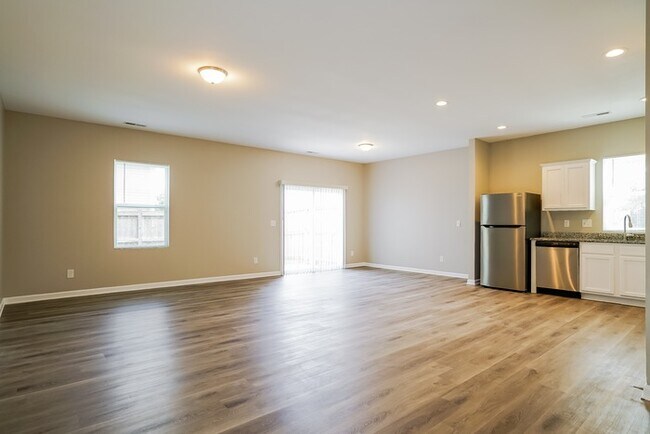 Foto del edificio - 100 Quincy Meadow Ave