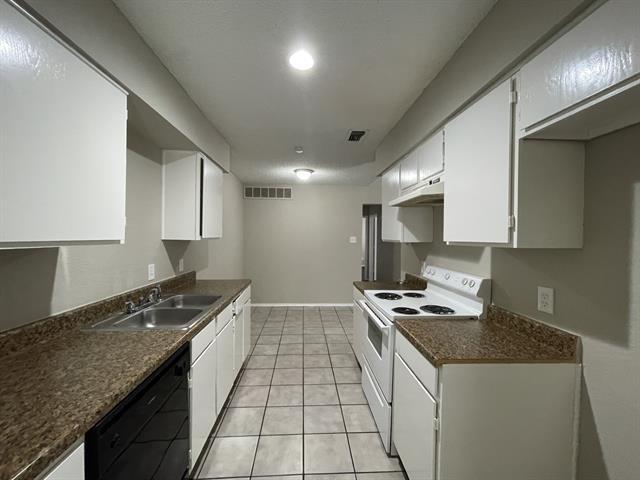 Building Photo - 2509 Esquire Dr