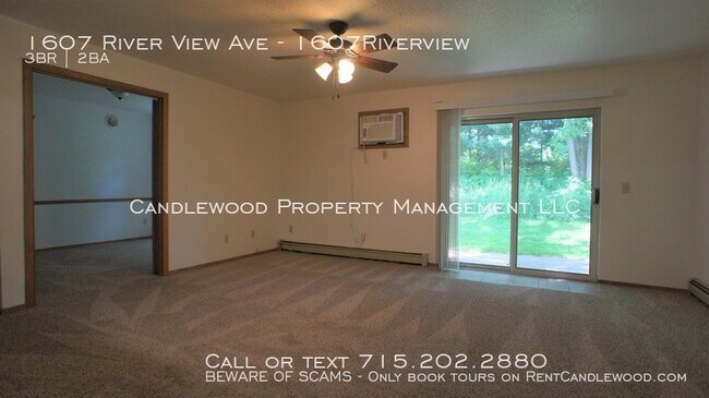 Foto del edificio - 3 Bedroom Pet Friendly Lower Apartment