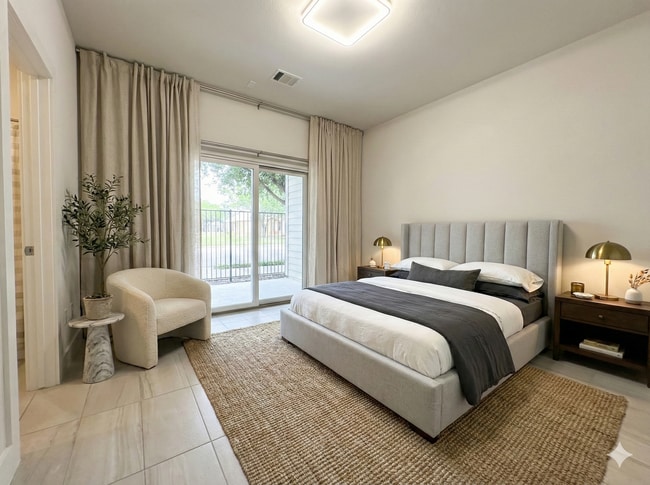 Building Photo - 2717 St Emanuel St