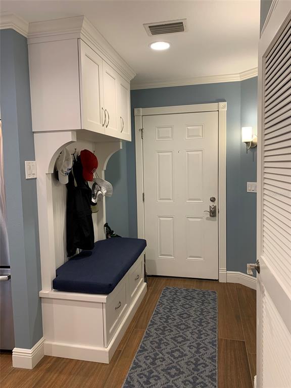 Building Photo - 3604 54th Dr W