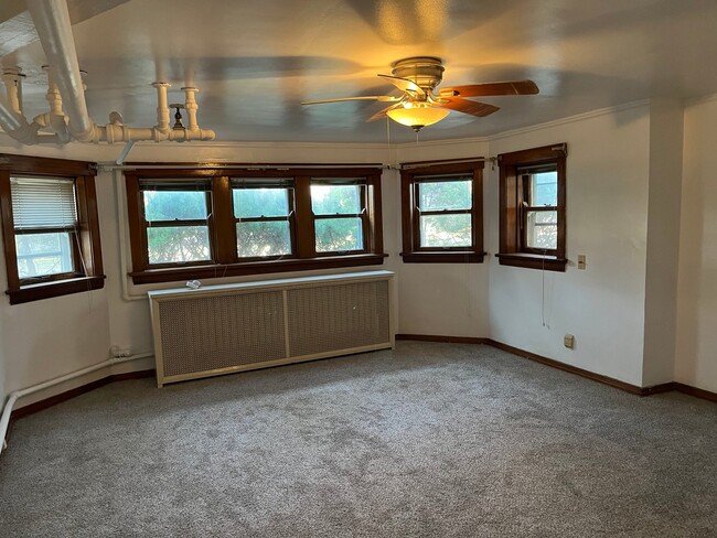 Photo - 1915 Kenilworth Ave Apartment