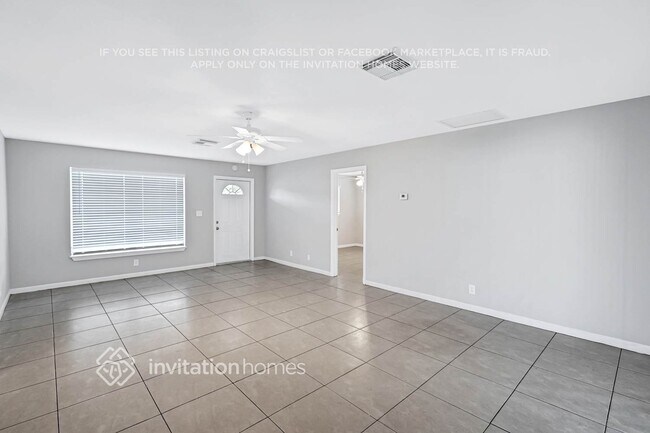 Foto del edificio - 4806 Pine Knott Ln
