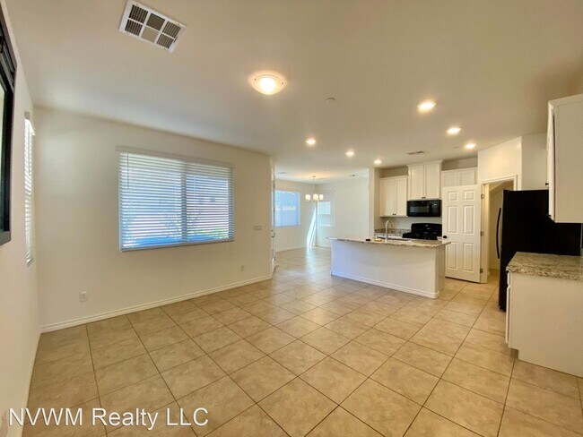 Building Photo - 3 br, 2.5 bath House - 968 Lotus Falls St.