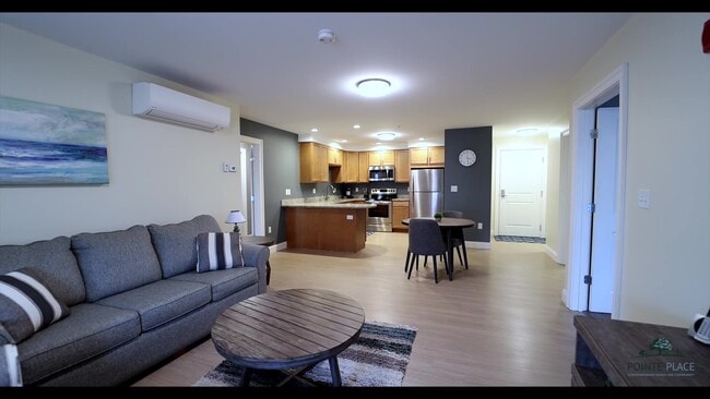 50/60H Cocina y Salón - Pointe Place - Pointe Place Development