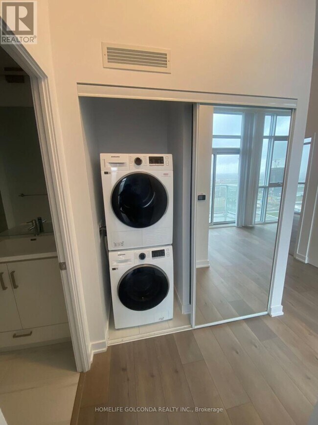 Photo du bâtiment - 38 Honeycrisp Cres